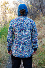 Load image into Gallery viewer, Triple Crown Button Down Long Sleeve | Blue Garden