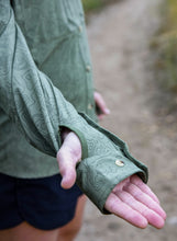 Load image into Gallery viewer, Triple Crown Button Down Long Sleeve | Green Topo