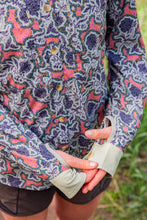 Load image into Gallery viewer, Triple Crown Button Down Long Sleeve | Chromaflor Mint