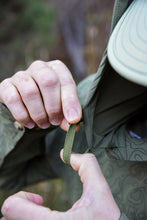 Load image into Gallery viewer, Triple Crown Button Down Long Sleeve | Green Topo