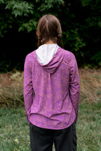 Load image into Gallery viewer, Triple Crown Button Down Long Sleeve | Purple Topo
