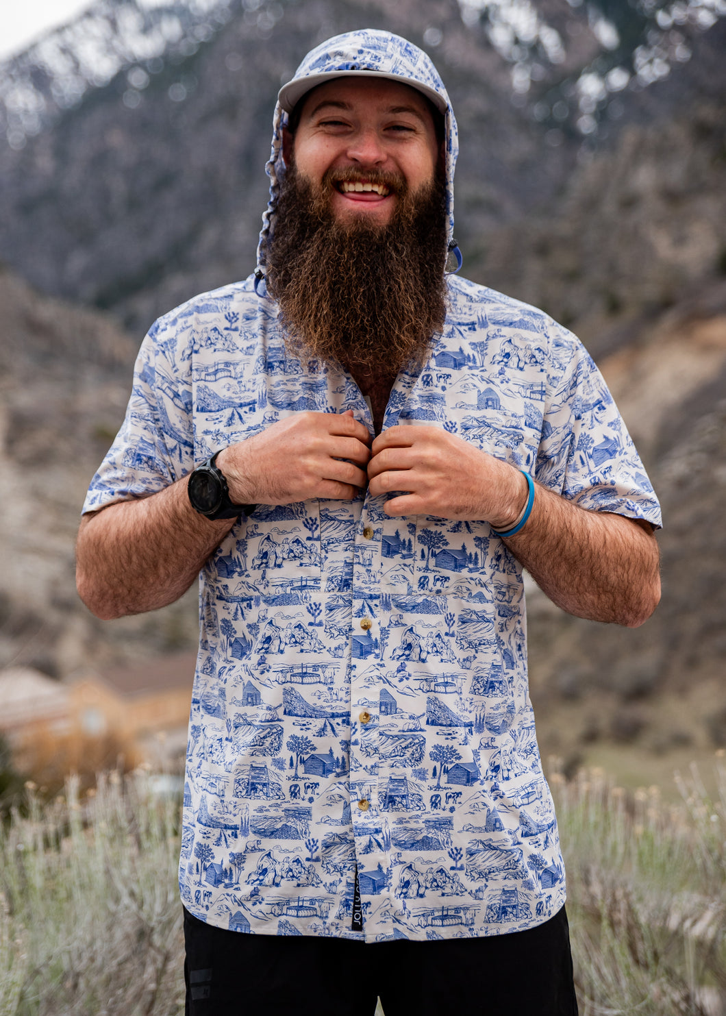 Triple Crown Button Down Short Sleeve (Removable Hood) | Trail Madness