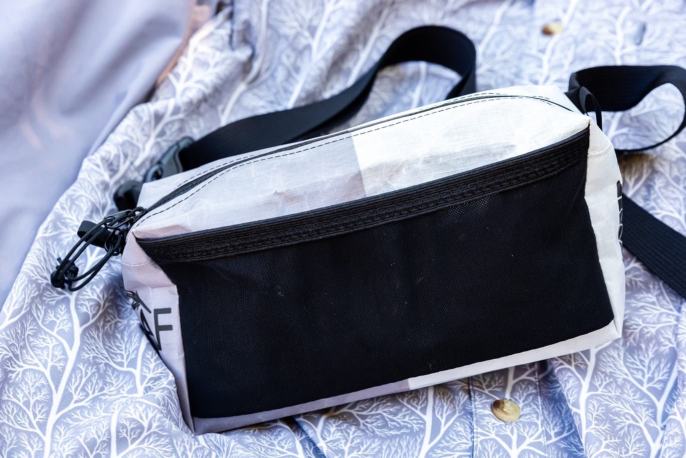 LiteAF x Jolly Gear Feather Weight Fanny Pack